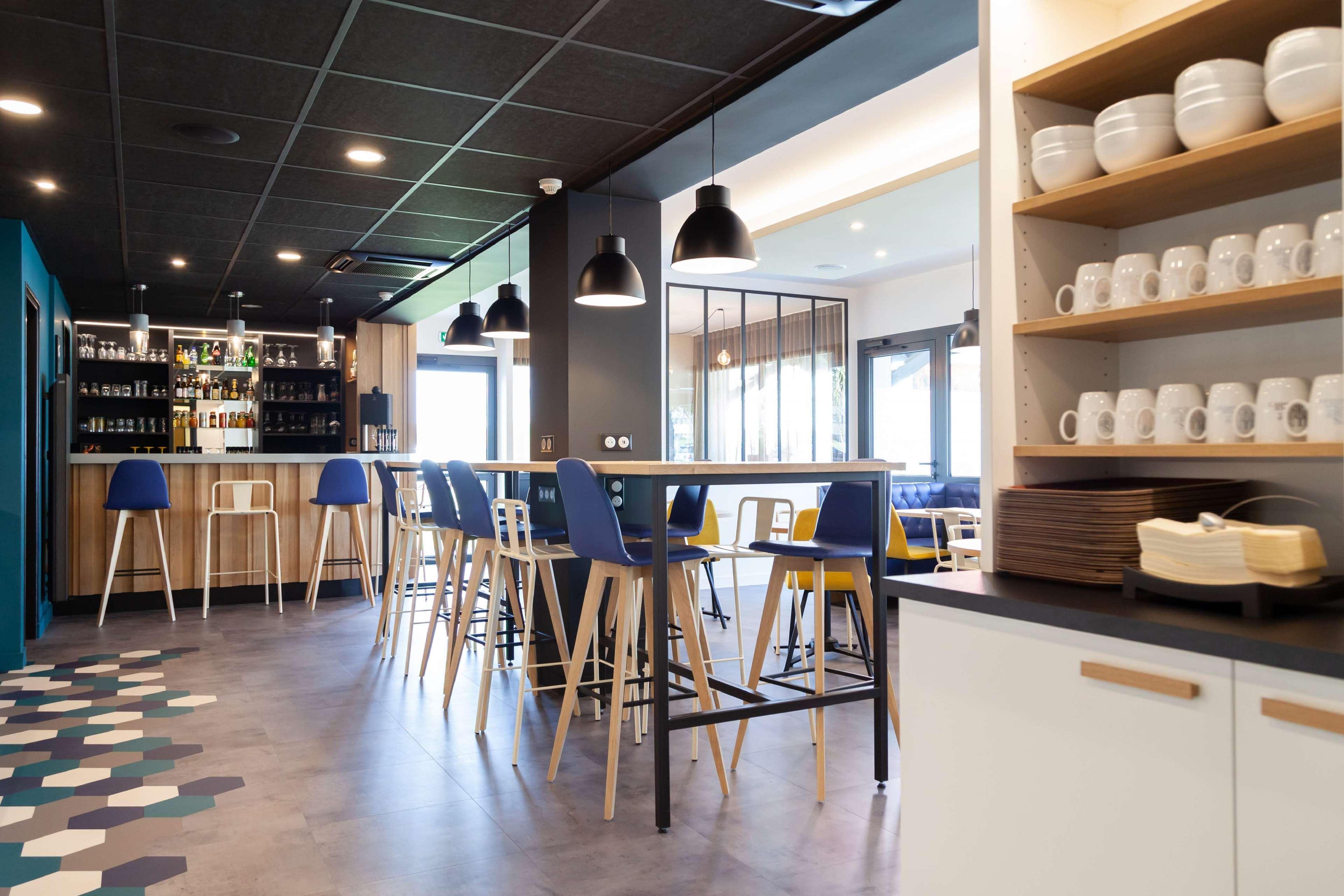 Kyriad Niort-Espace Mendesfrance Luaran gambar