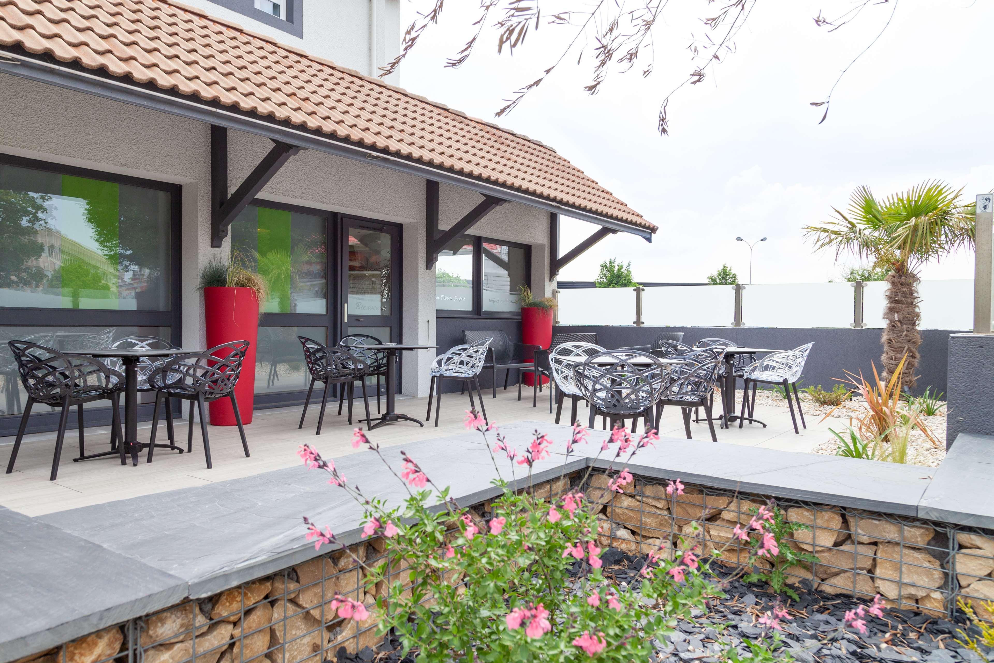 Kyriad Niort-Espace Mendesfrance Luaran gambar